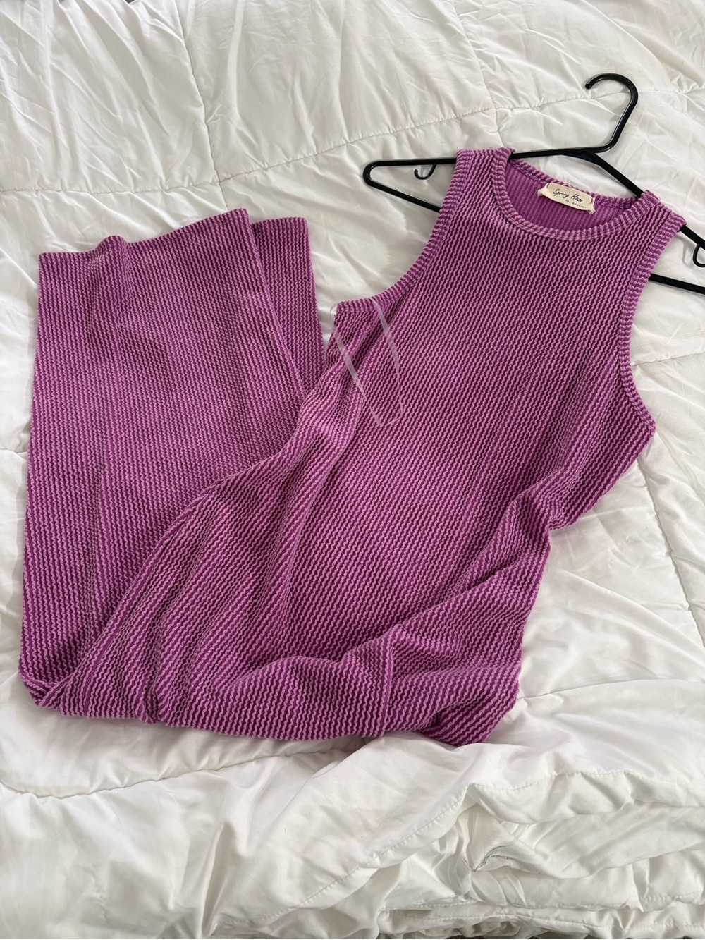 Sleeveless Knit dress in Magenta Pink